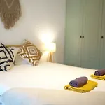 Boutique Apt With Free Swimming Pool And Parking