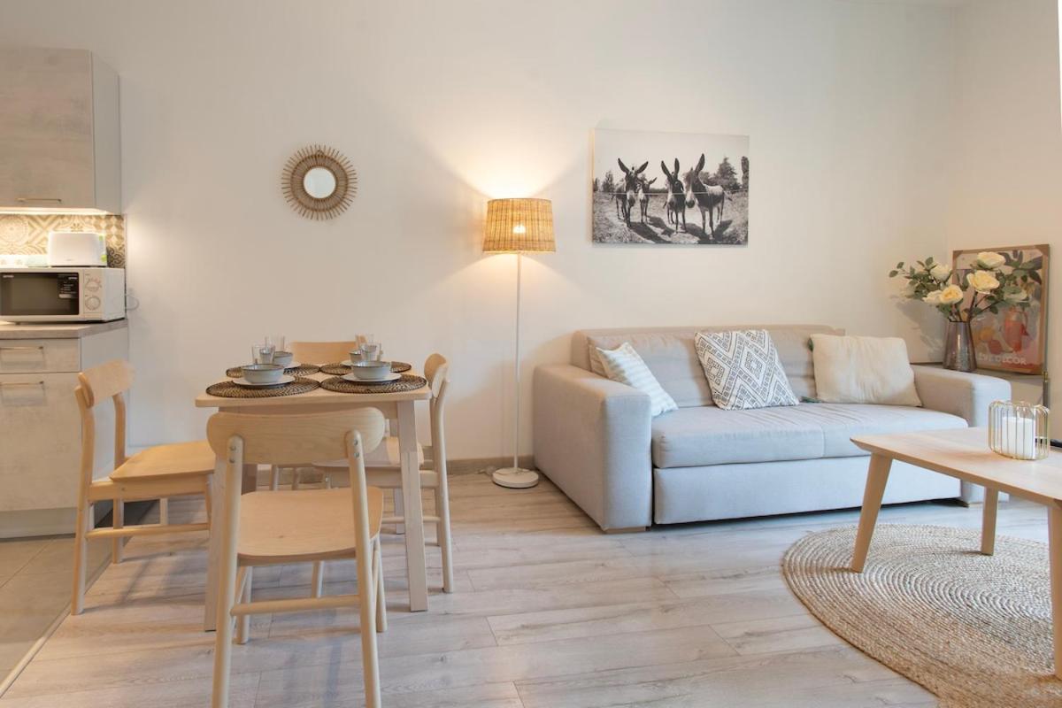 Boutique With Free Swimming Pool And Parking Budapest